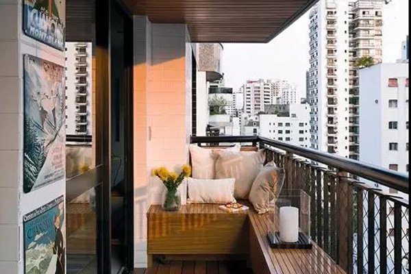 陽(yáng)臺(tái)隔斷門是做推拉、平開還是折疊？